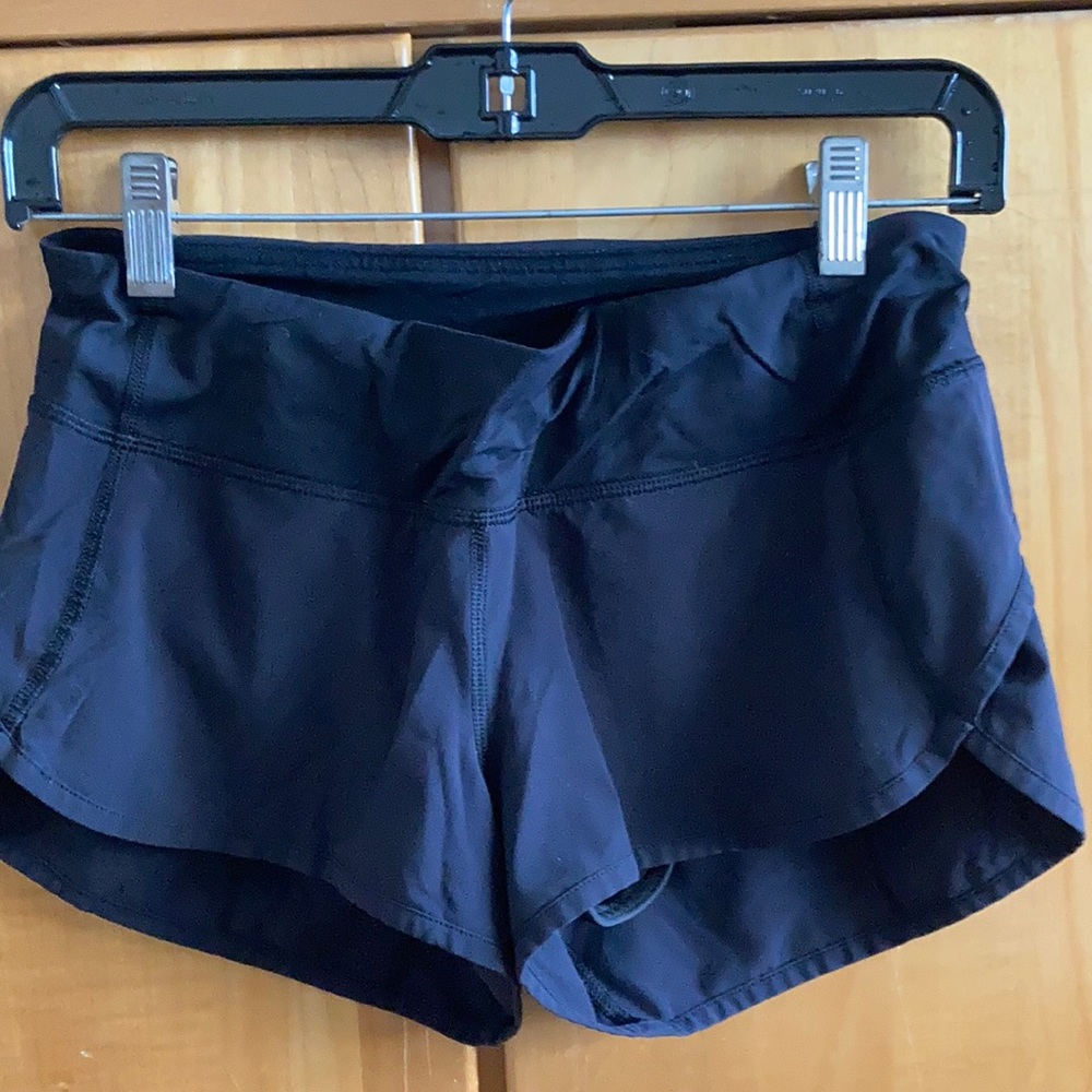 Lululemon Sz 4 Speed Up SHORTS